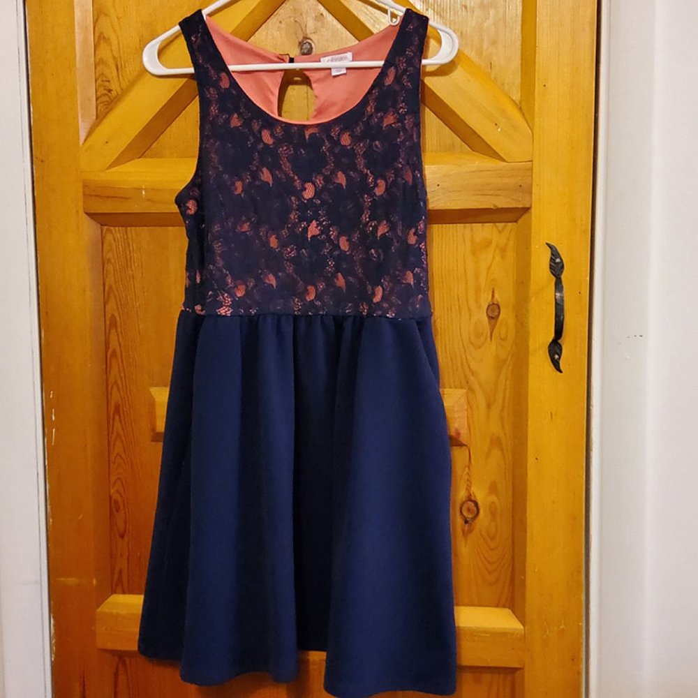 Xhileraton Navy/coral Sleeveless Dress.
